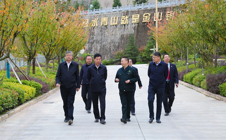 29-2021年10月，甘肅省高級(jí)人民法院院長張海波蒞臨公司調(diào)研。.jpg